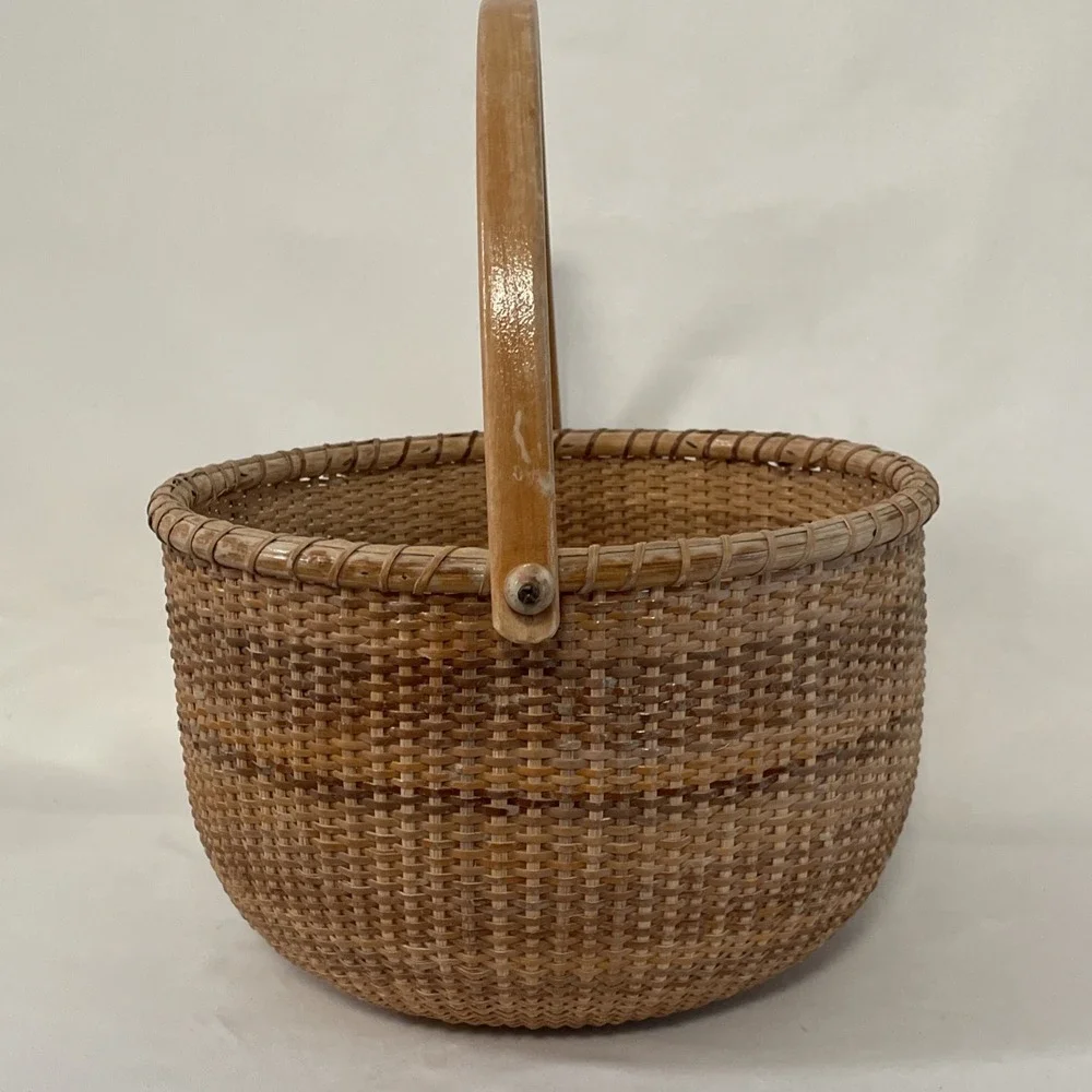 Nantucket Lighthouse Style Basket Woven Wooden Swing Handled Round 10.5